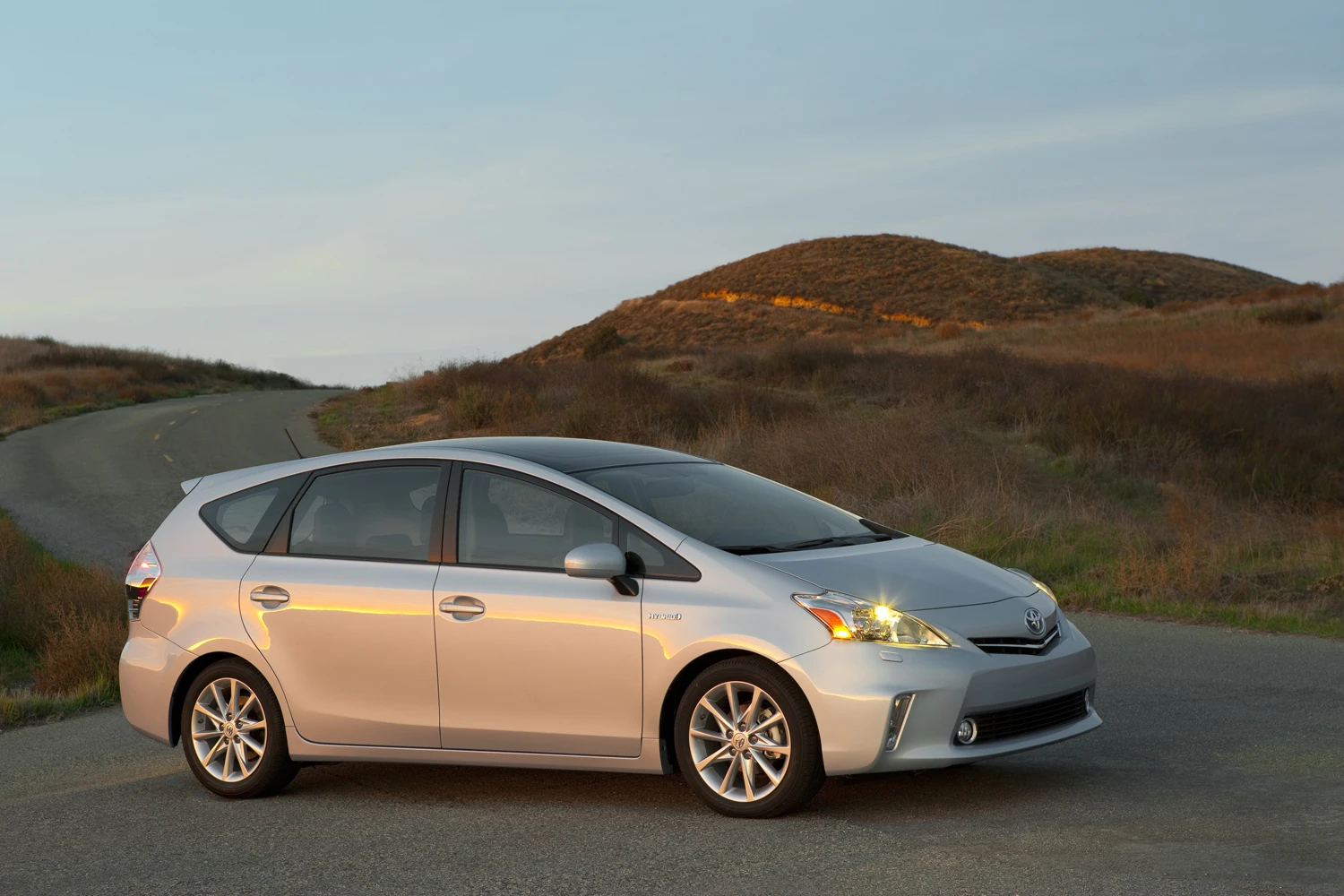 Prius v