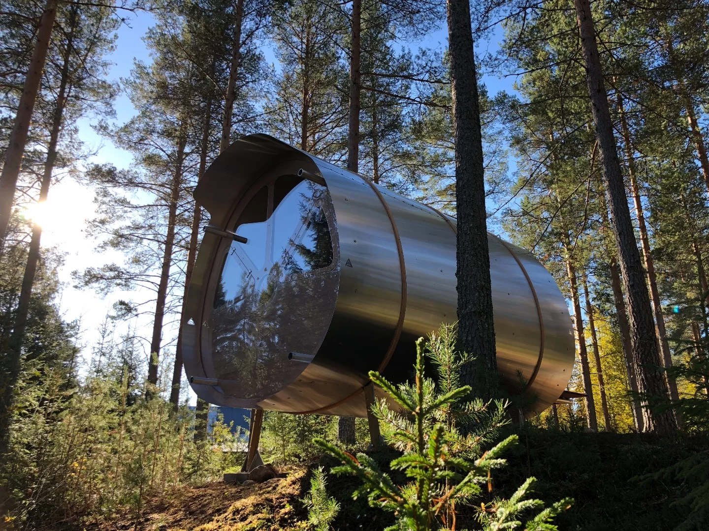 The Fuselage features glazing on its front and rear