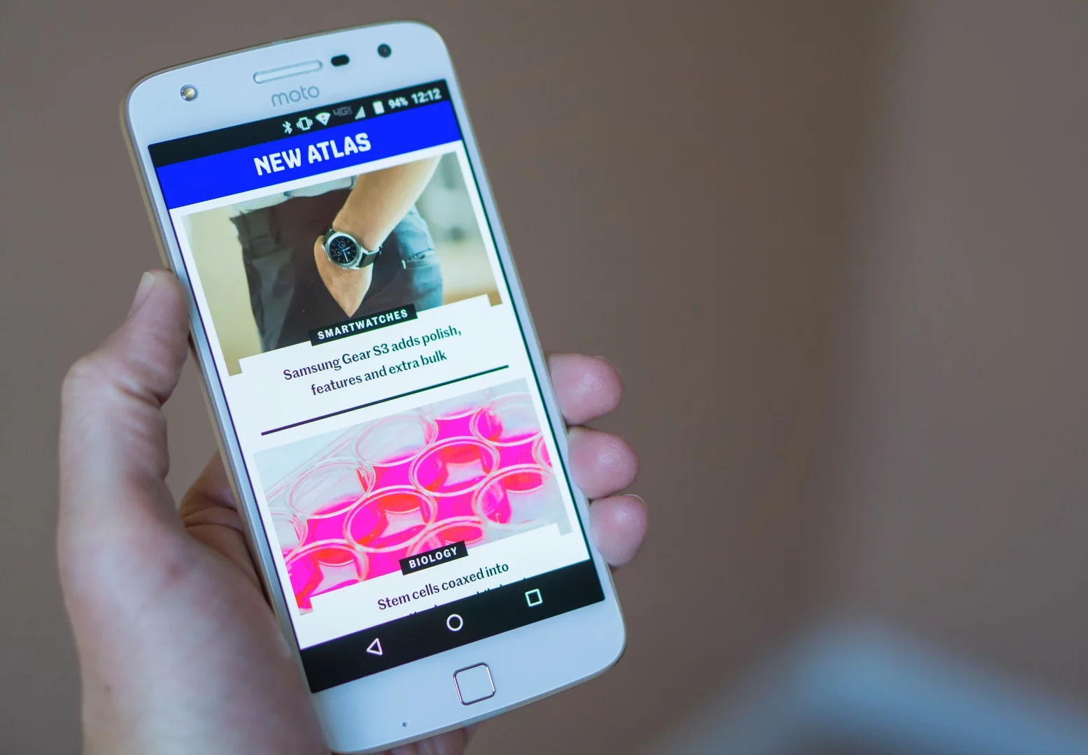 The Moto Z Play has a 5.5-inch 1080p screen