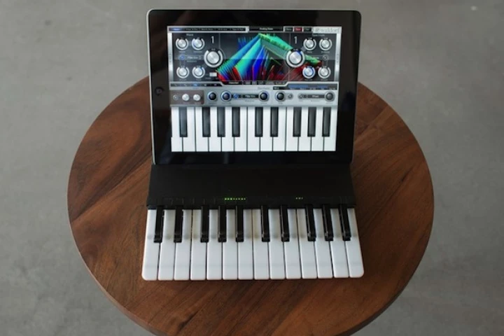 The C.24 is designed to bring physical keyboard interaction to the iPad