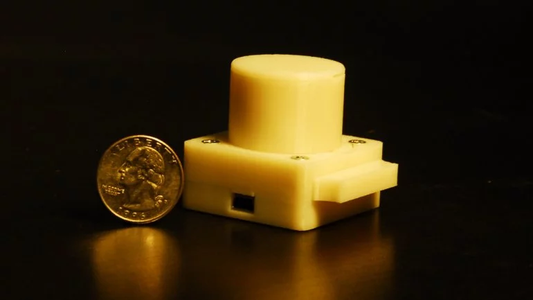 Aydogan Ozcan, whose UCLA research group developed this, the world's smallest telemedicine microscope, was awarded the Individual Health & Medicine gong (Photo: Ozcan Research Group @ UCLA)