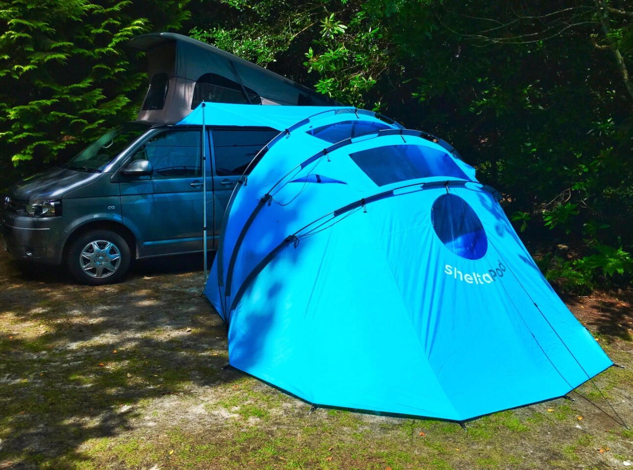 Retractable awningtent adds extra roof and views to your camper van