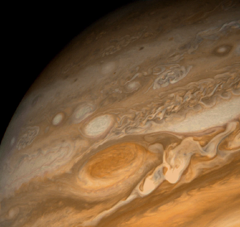 The research scientists found a hugely irregular temperature spike 500 miles above the Great Red Spot