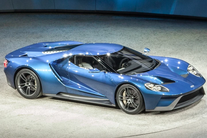 Designed as a showcase for its next-generation EcoBoost engine and lightweight construction technologies, the GT boasts the most powerful EcoBoost production engine ever and is one of at least 12 new Ford Performance vehicles promised over the next four years (Photo: Loz Blain/Gizmag.com)