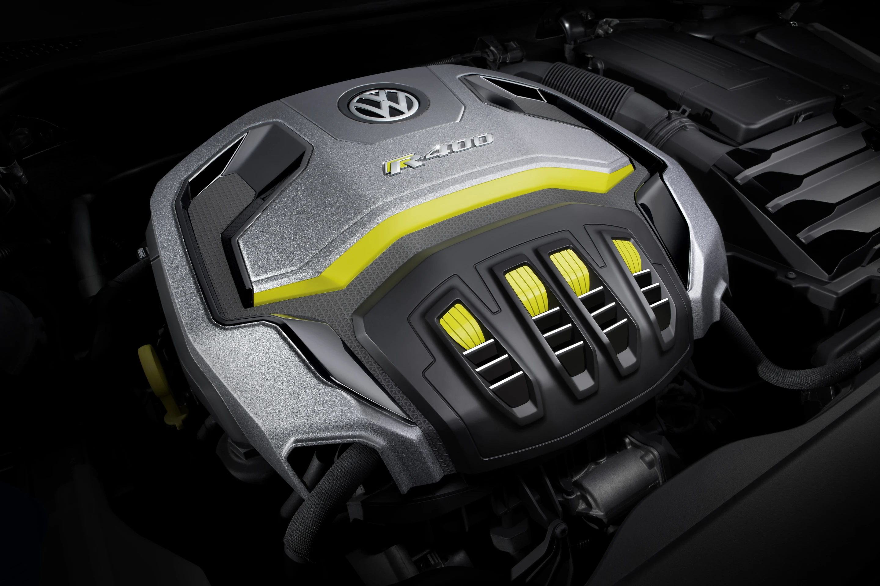 The R400's turbocharged 2.0 liter has a reinforced crankcase in order to handle the extra pressures developed by the new higher pressure turbocharging system