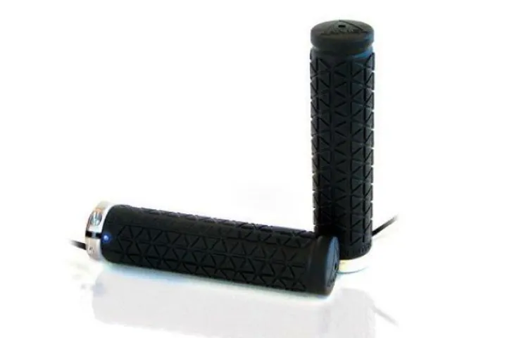 A'ME's Clamp-On MTB Heated Tri Grips are designed to warm the hands of winter cyclists