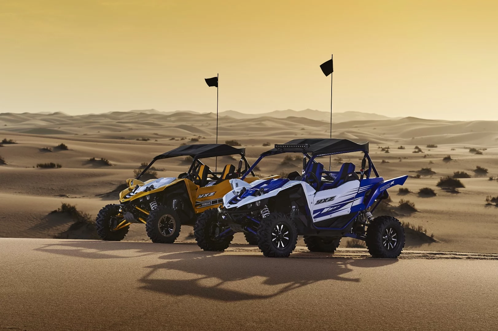 Yamaha YXZ1000R (blue) and YXZ1000R SE (yellow)