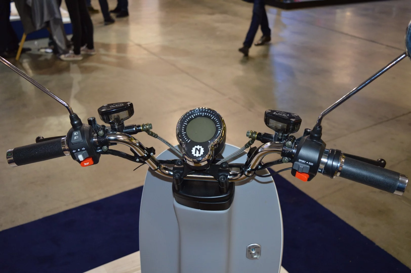 Detail from the Nito NES e-scooter