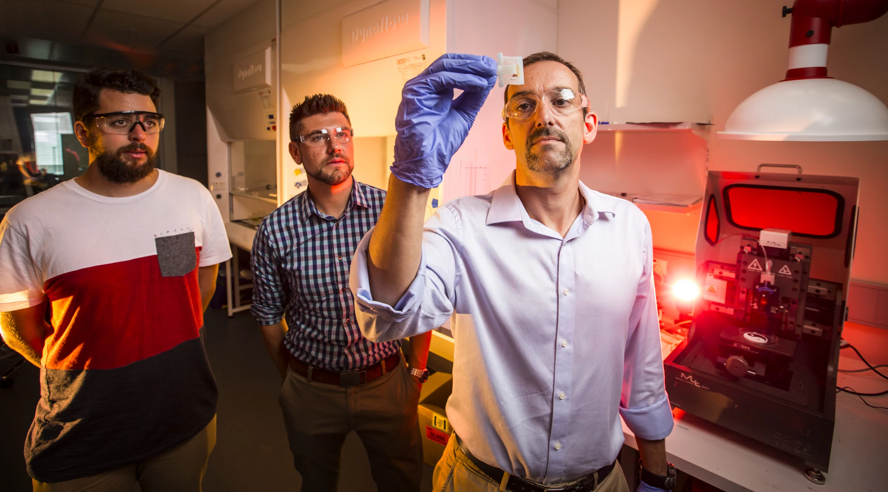 Professor Marc in het Panhuis (left) and PhD student Shannon Bakarich are building objects using 4D printing, where time is the fourth dimension (Photo: University of Wollongong)
