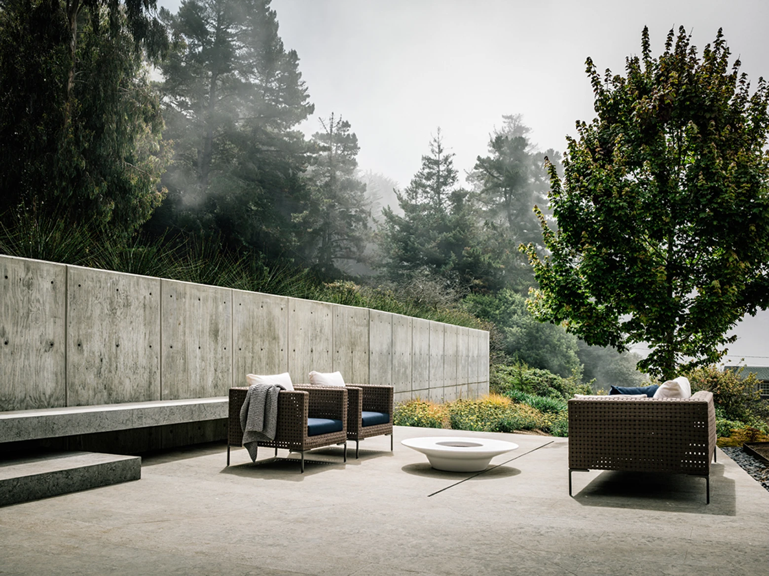 The house is located in a severe fire zone (Photo: Joe Fletcher Photography)