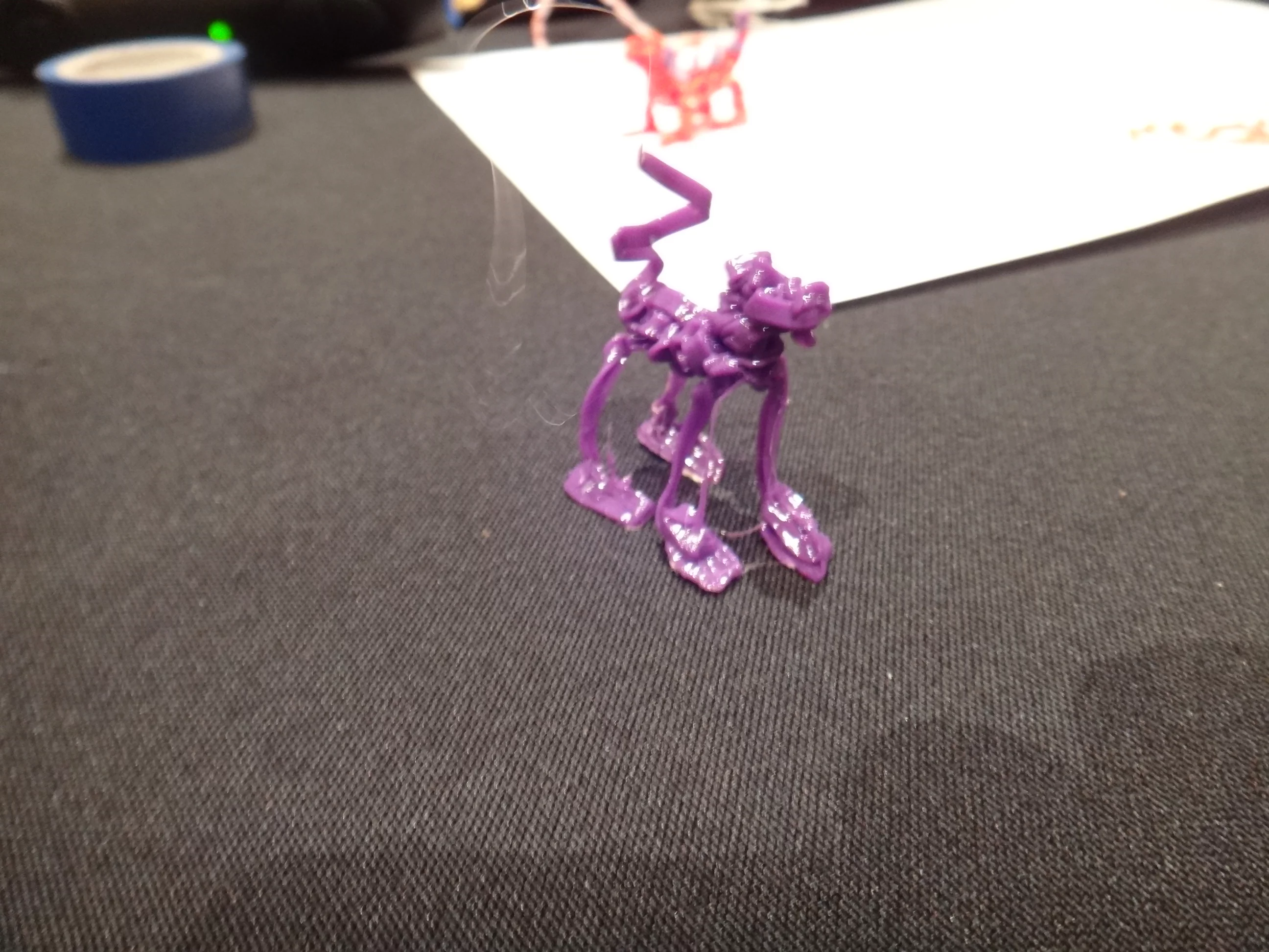 One 3Doodler rep spent some time demonstrating how it could construct crude figurines of animals and small structures