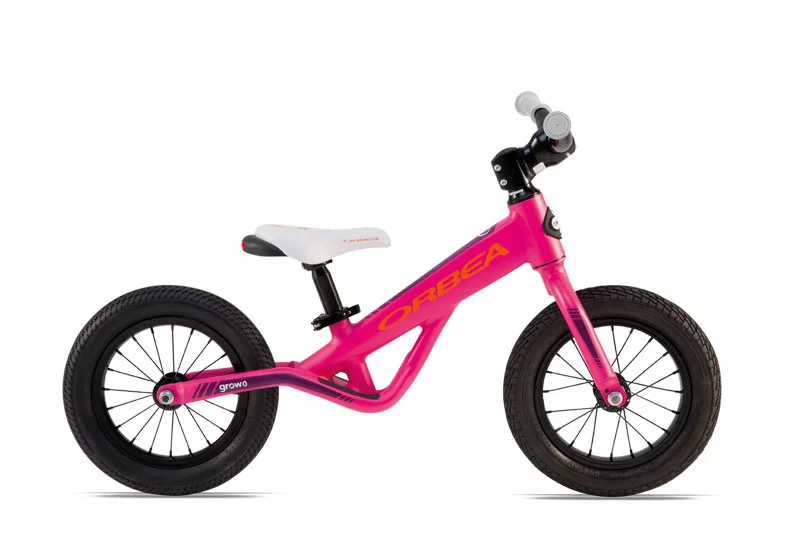 The Grow O designed to teach dynamic balancing to children aged 1.5 to 4 years