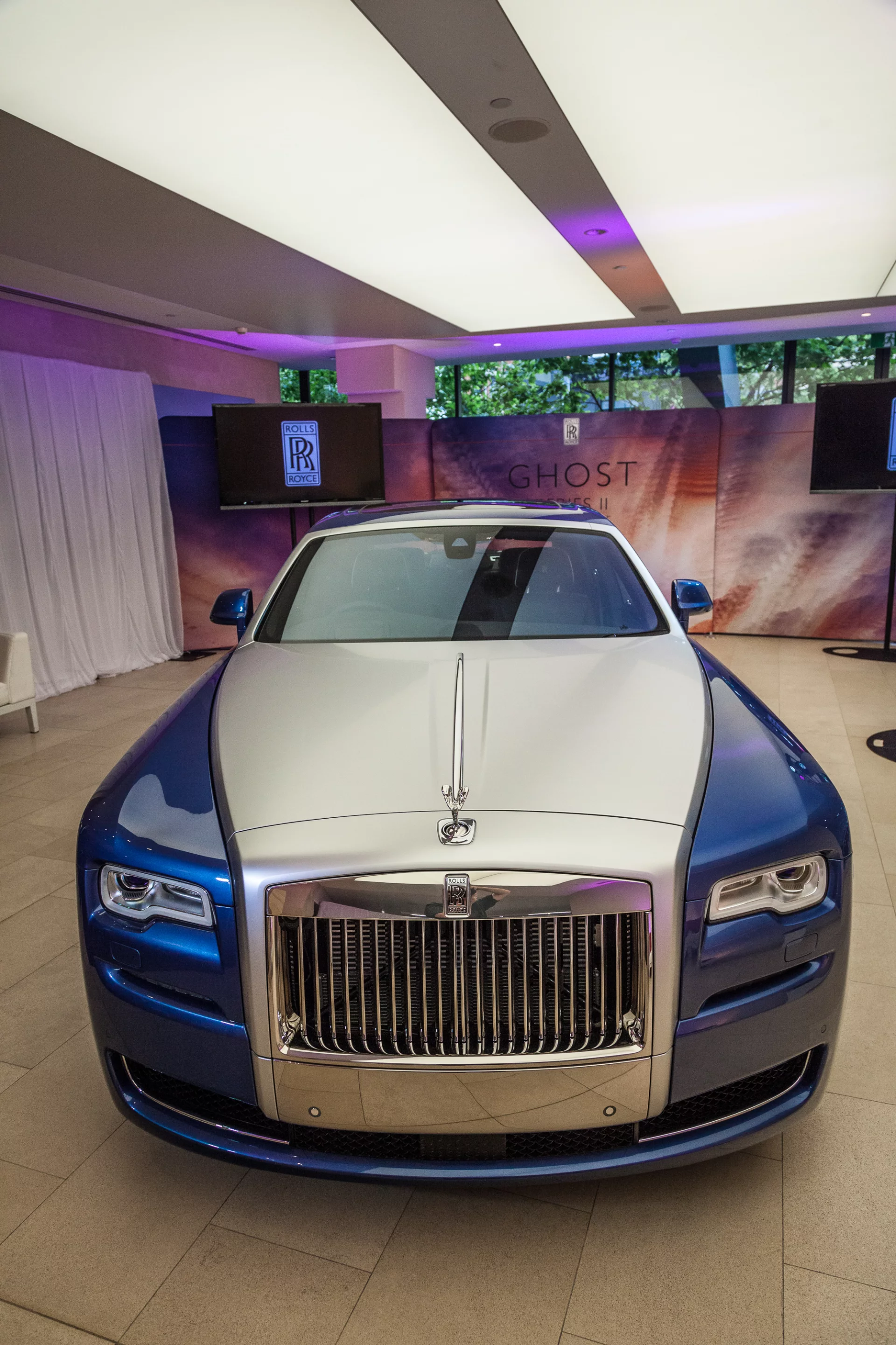 Rolls Royce Ghost Series II (Photo: Loz Blain/Gizmag.com)