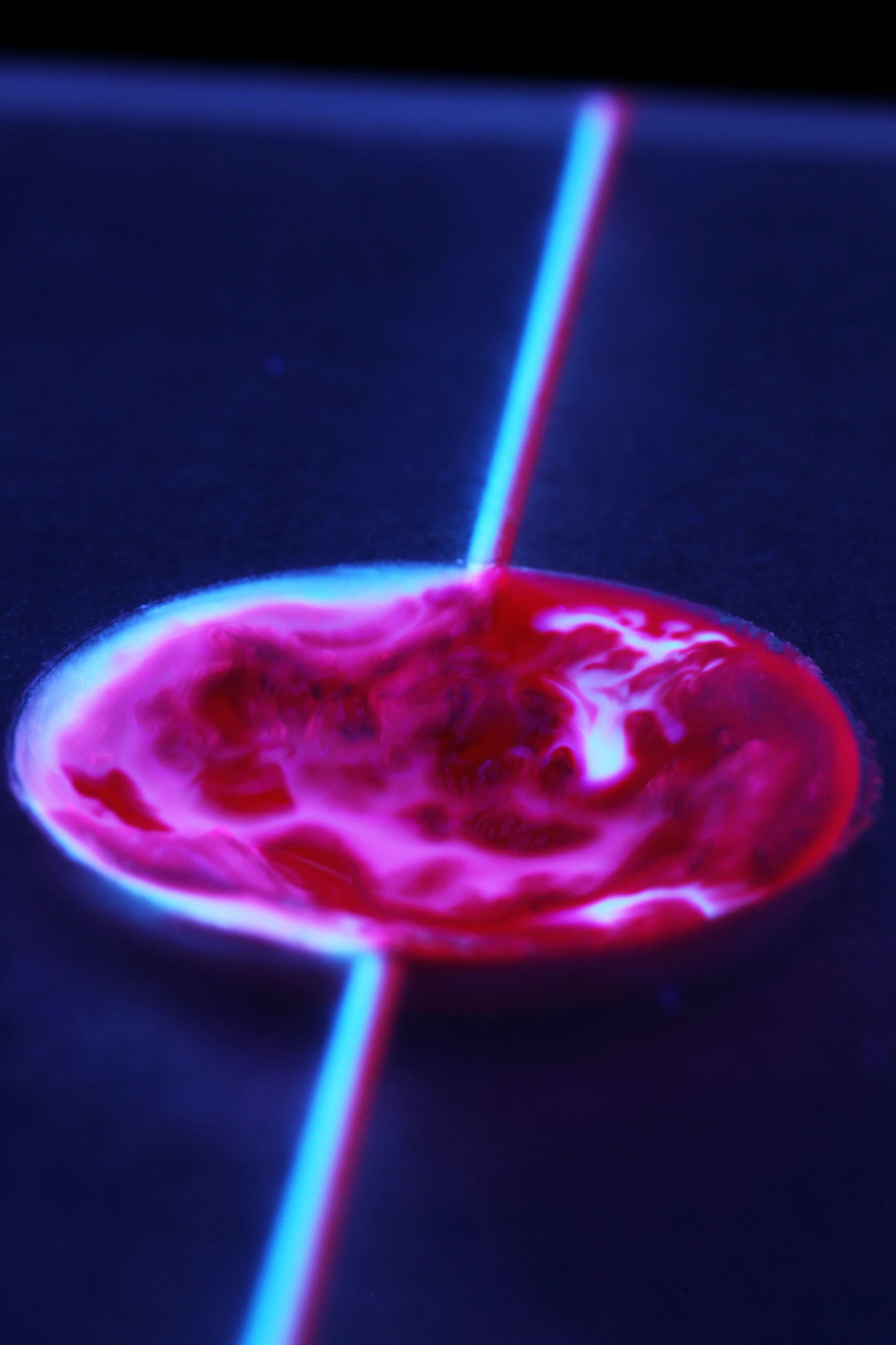 Cavity with gel formation halfway through process