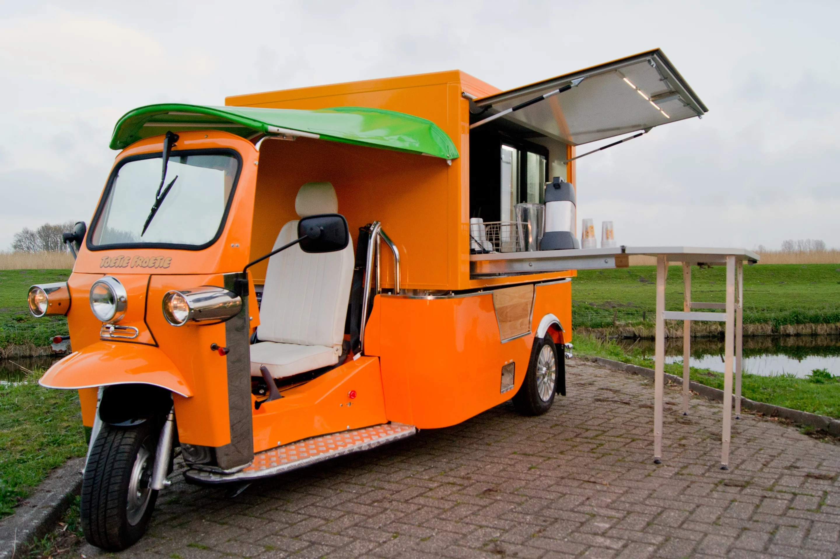 The Vendo’s 72-volt AC motor manages a top speed of 50 km/h