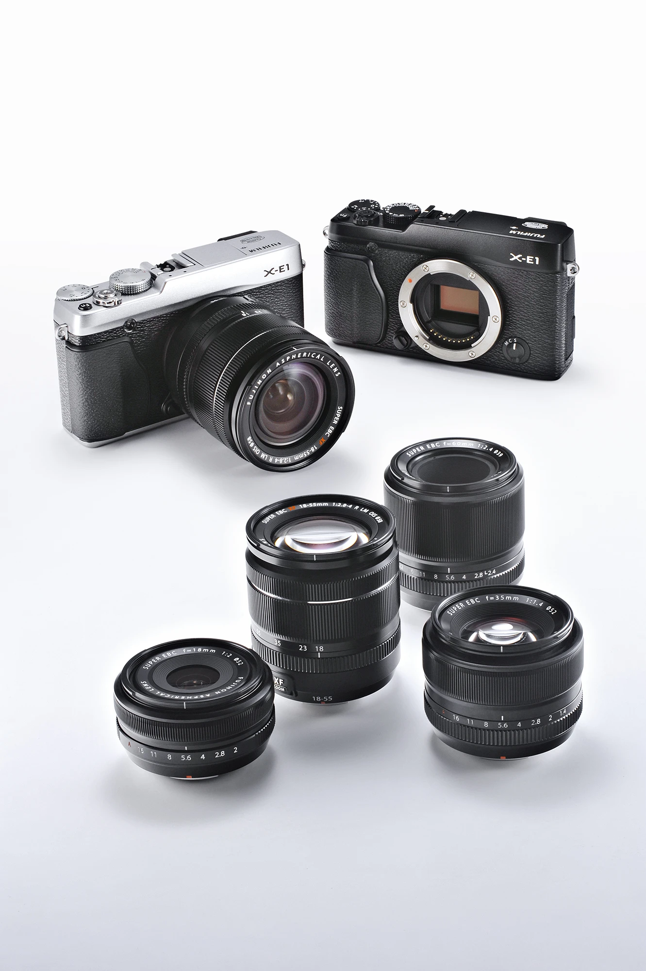 Coming in solid black or a two-tone silver, the understated Fujifilm X-E1 will be available later this year and cost US$1,000 body-only or $1,400 with a new 18-55mm f/2.8-4 lens