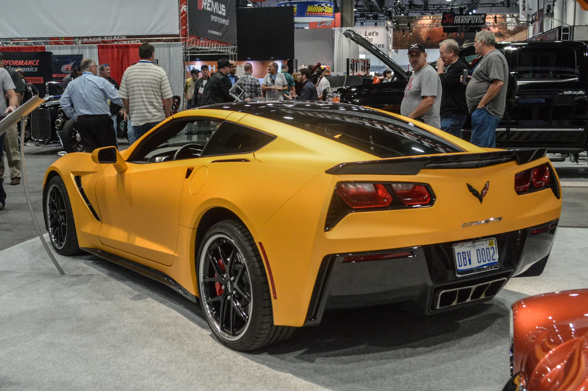 The Corvette Stingray gets a matte yellow paint job (Photo: C.C. Weiss/Gizmag)