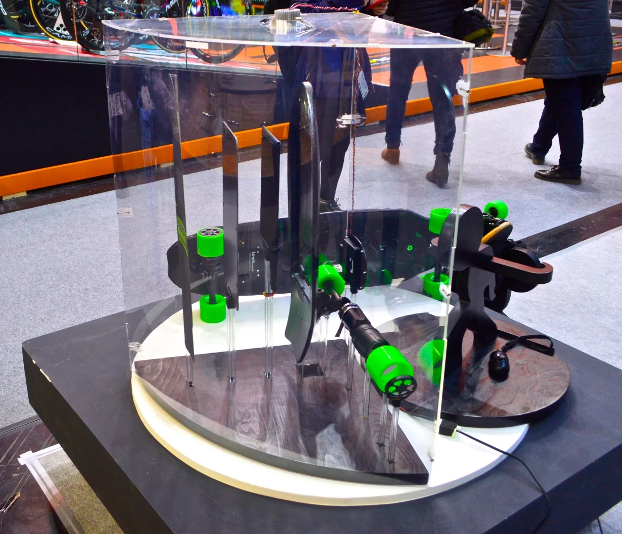 Leafboard shows its electric skateboards at ISPO