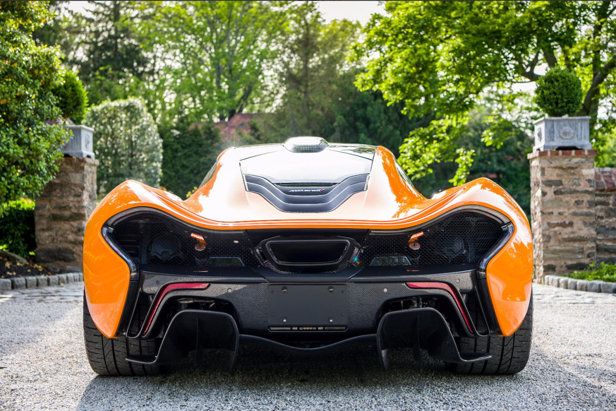 Laferrari 918 Spyder And Mclaren P1 Go Head To Head On The