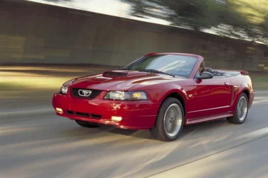 Mustang GT 2001