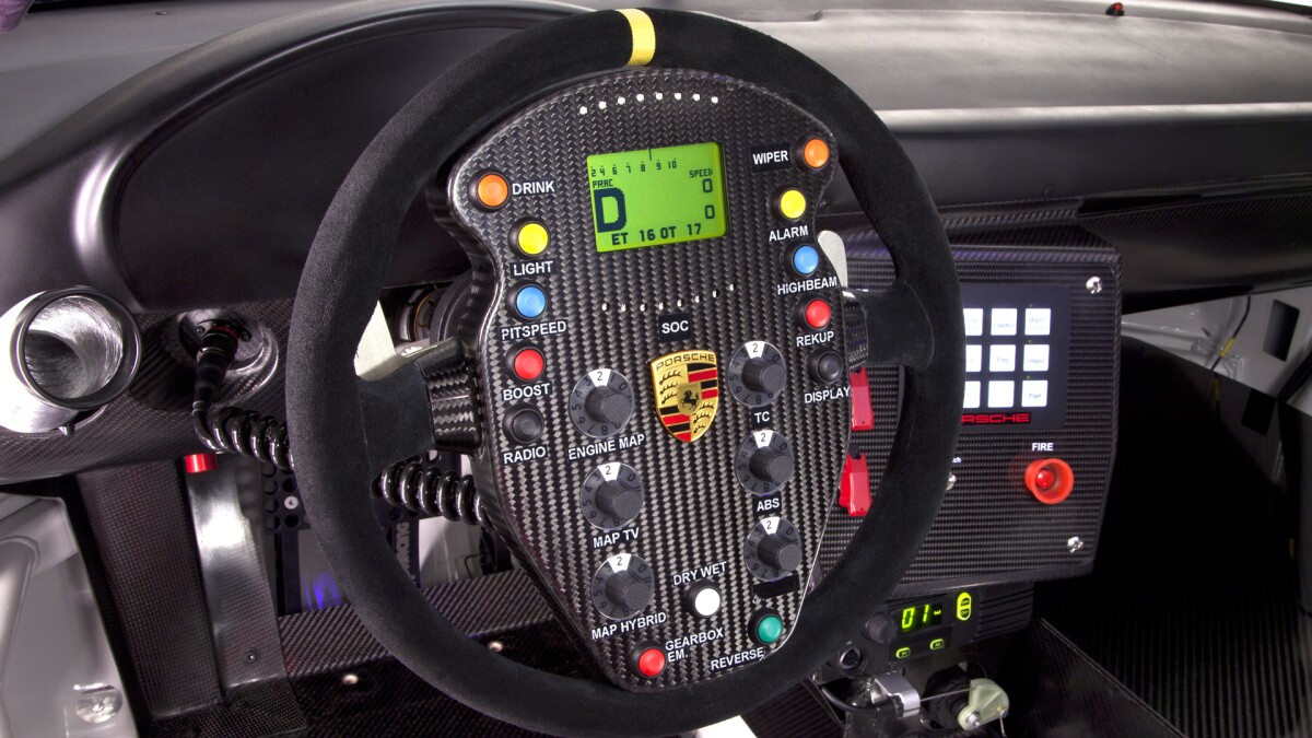 The steering wheel on the Porsche 911 GT3 R Hybrid Version 2.0