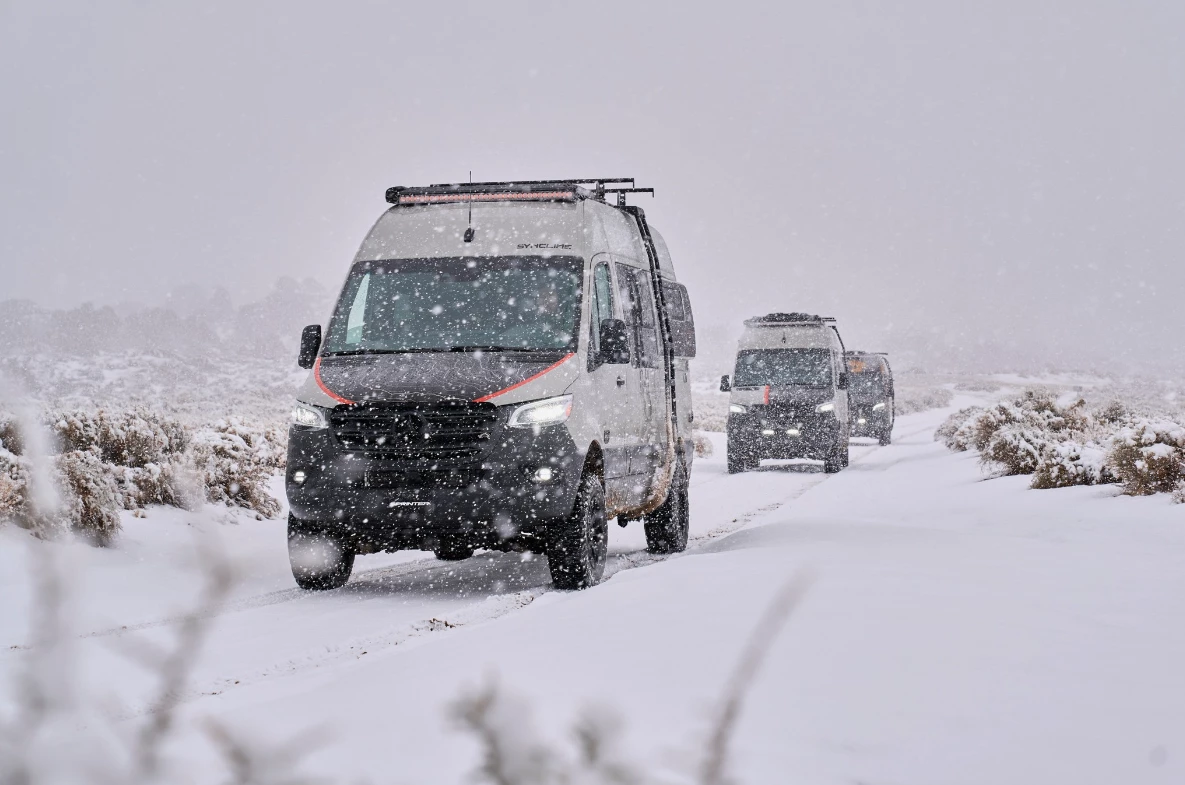 With all-terrain tires, AWD and an upgraded suspension, the Syncline is built to battle all kinds of conditions, on-road and off