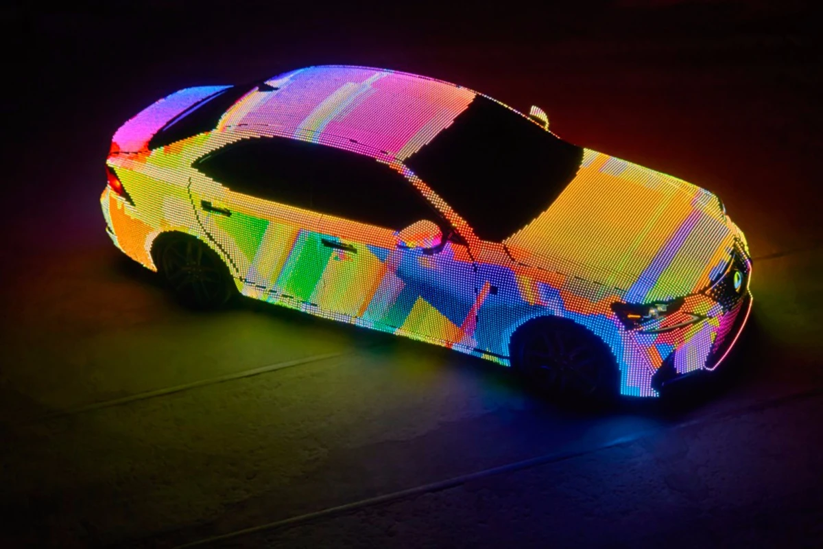 Lexus has added yet another eye-catching concept to its collection with the LIT IS