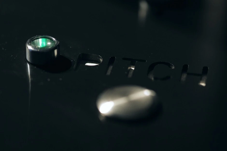 The Dyskograf is set to appear in Paris on November 16 and 17, as part of Festival Visiosonic