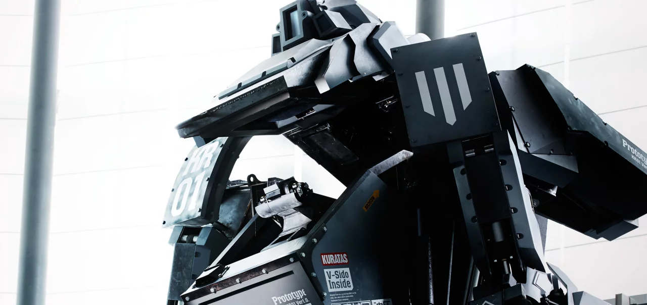 Kuratas: cockpit opens to let pilots enter and exit