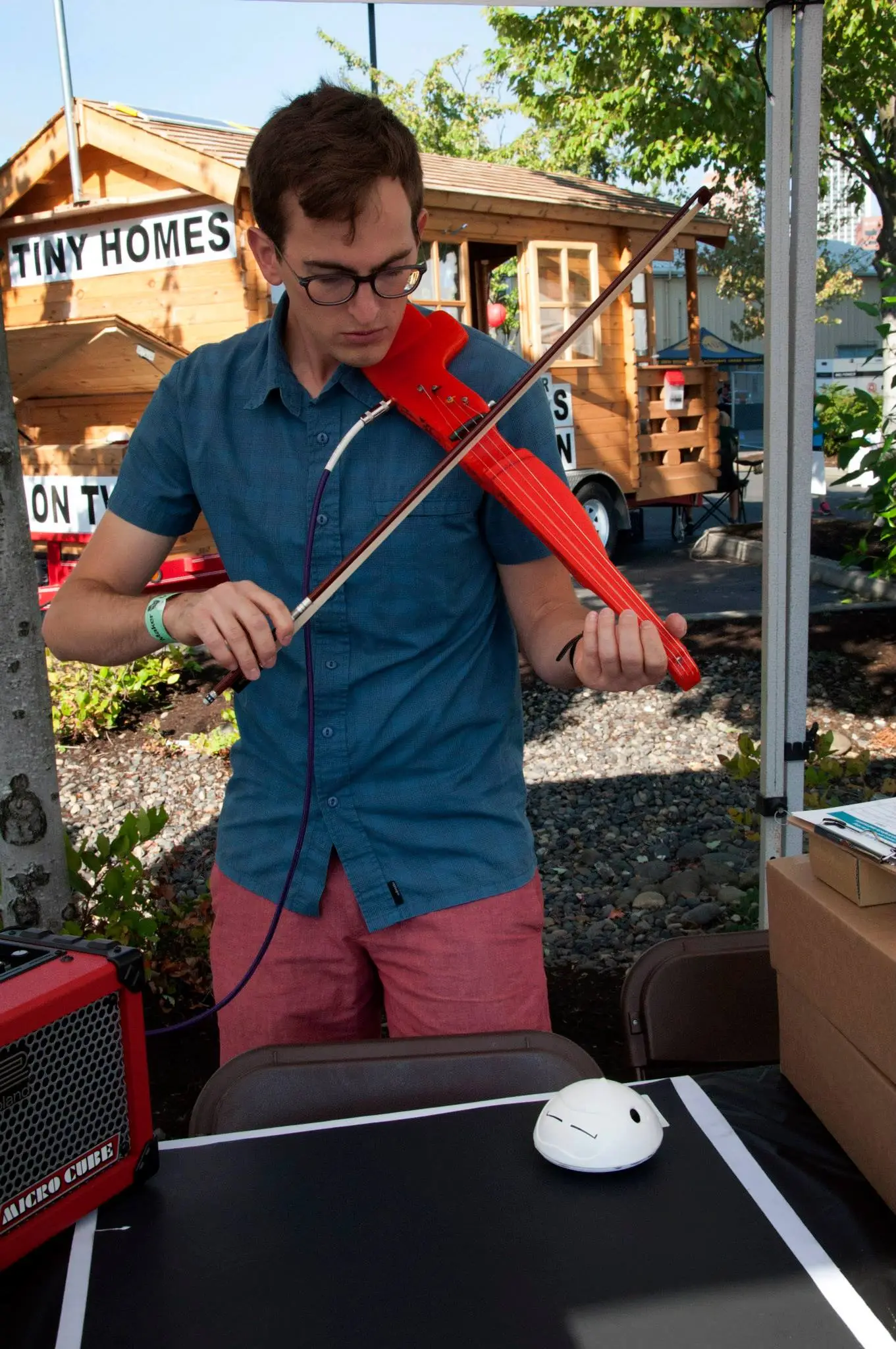 Wigl can register notes from any instrument that produces musical notes