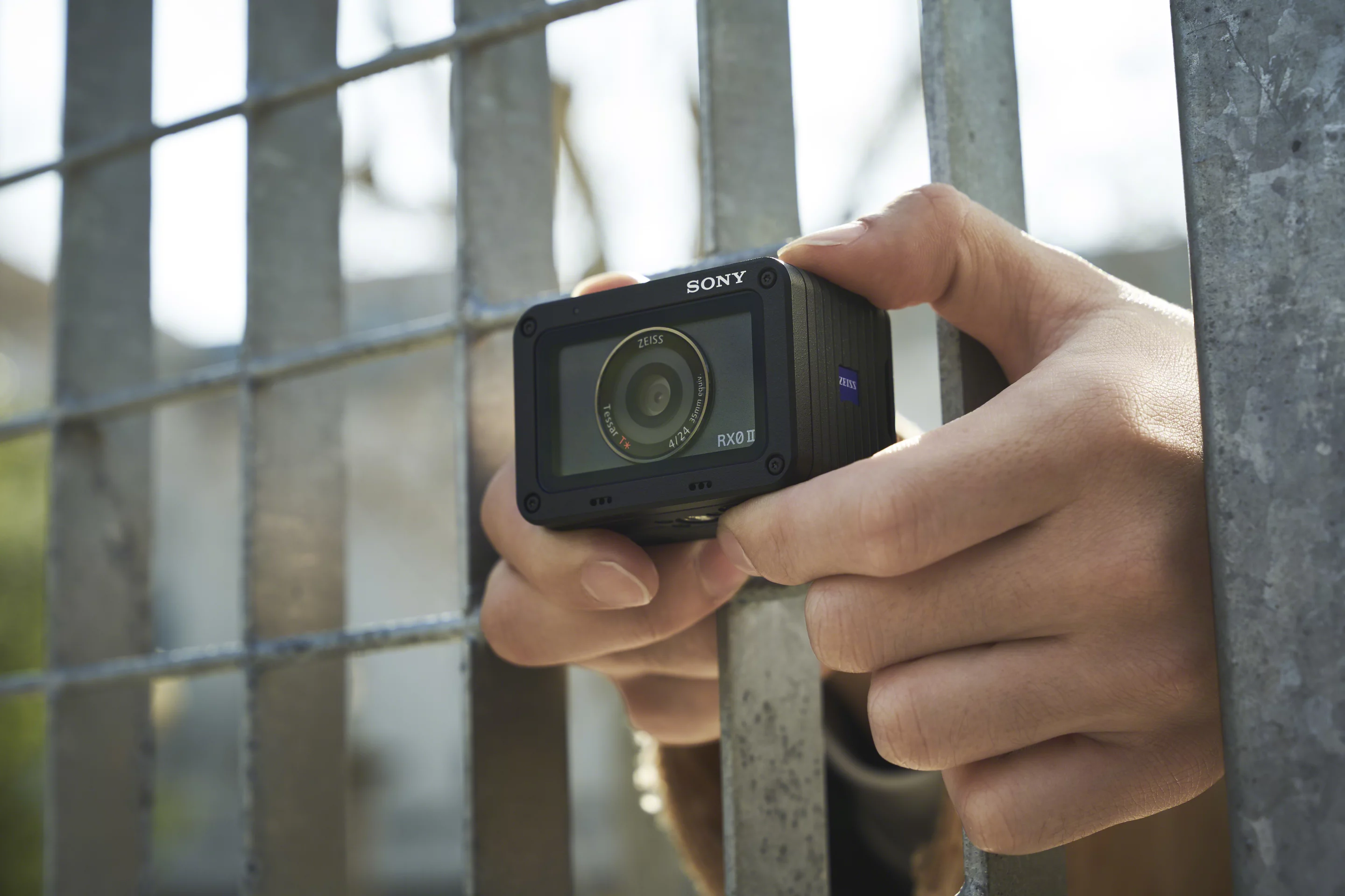 The RX0 II is shockproof, dustproof, crushproof and waterproof to 10 meters