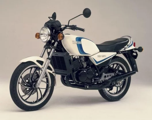 The first watercooled 250 roadbike - the Yamaha RD250