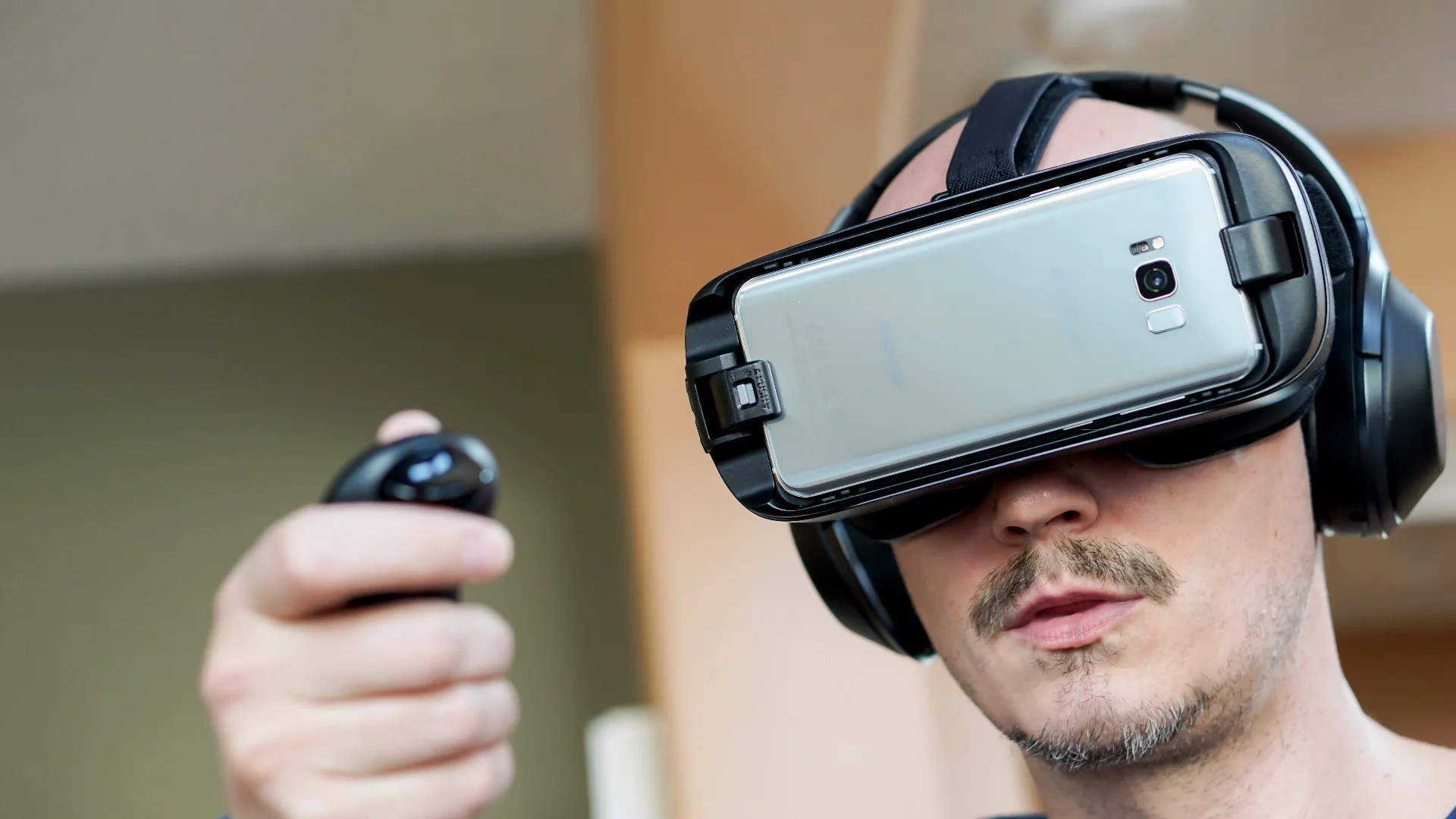 With the Gear VR getting an upgrade, with new controller, you can use the phone to power a mobile virtual reality experience