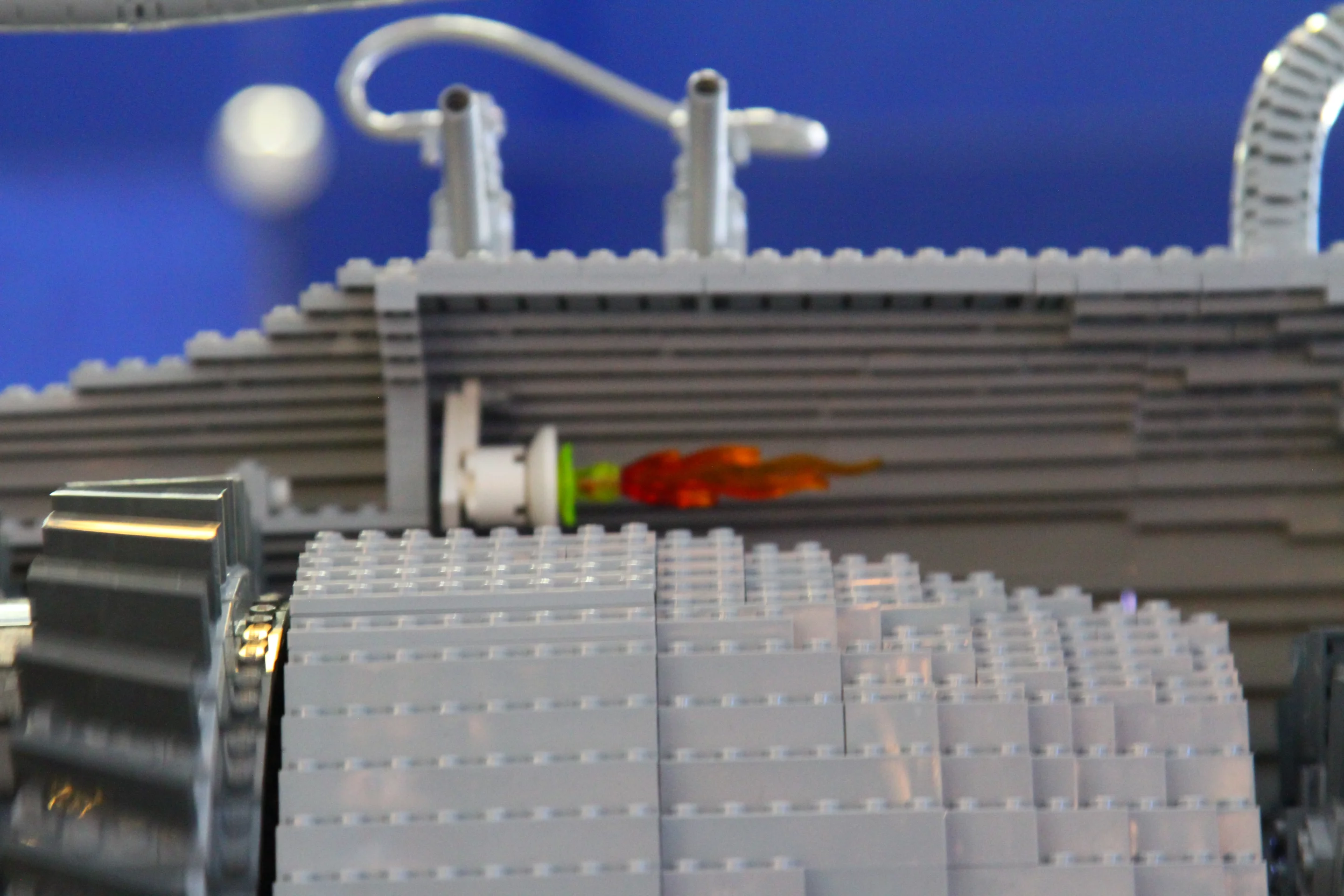 Rolls-Royce's LEGO jet engine is made from 152,455 standard LEGO bricks and parts (Photo: Gizmag)