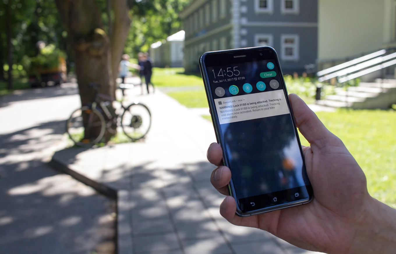 If your bike gets messed with, Deeper sends a GSM text notification to your phone