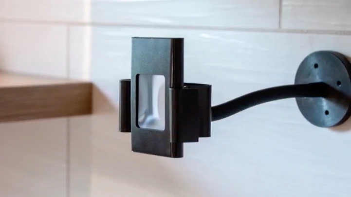 When PanPerfect is initially installed, you angle it so that its downward-facing camera can take in all of the oven's burners