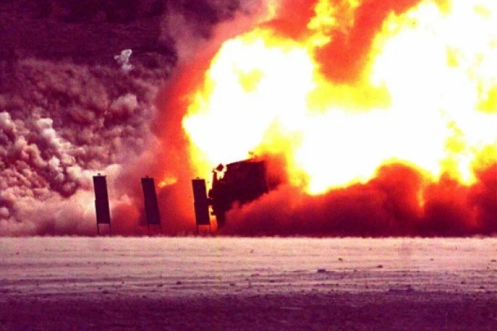 Raytheon test: 200 milliseconds after detonation