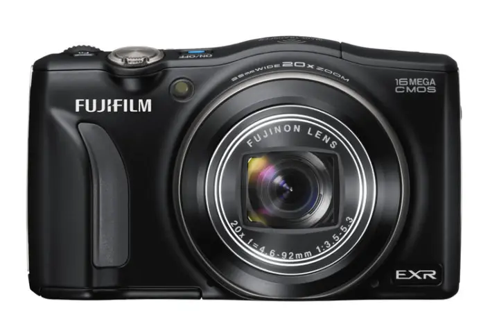 The F800EXR can be paired with iOS and Android phones or tablets via an app which allows the transfer of up to 30 images in a single transmission