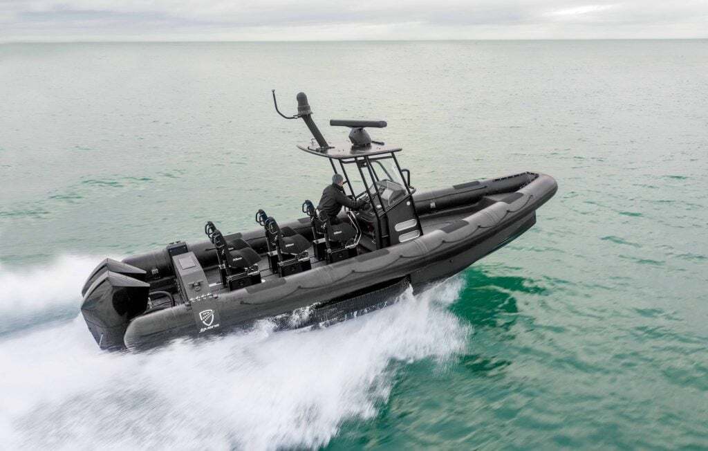 Iguana prepares to launch the world's fastest amphibious boat