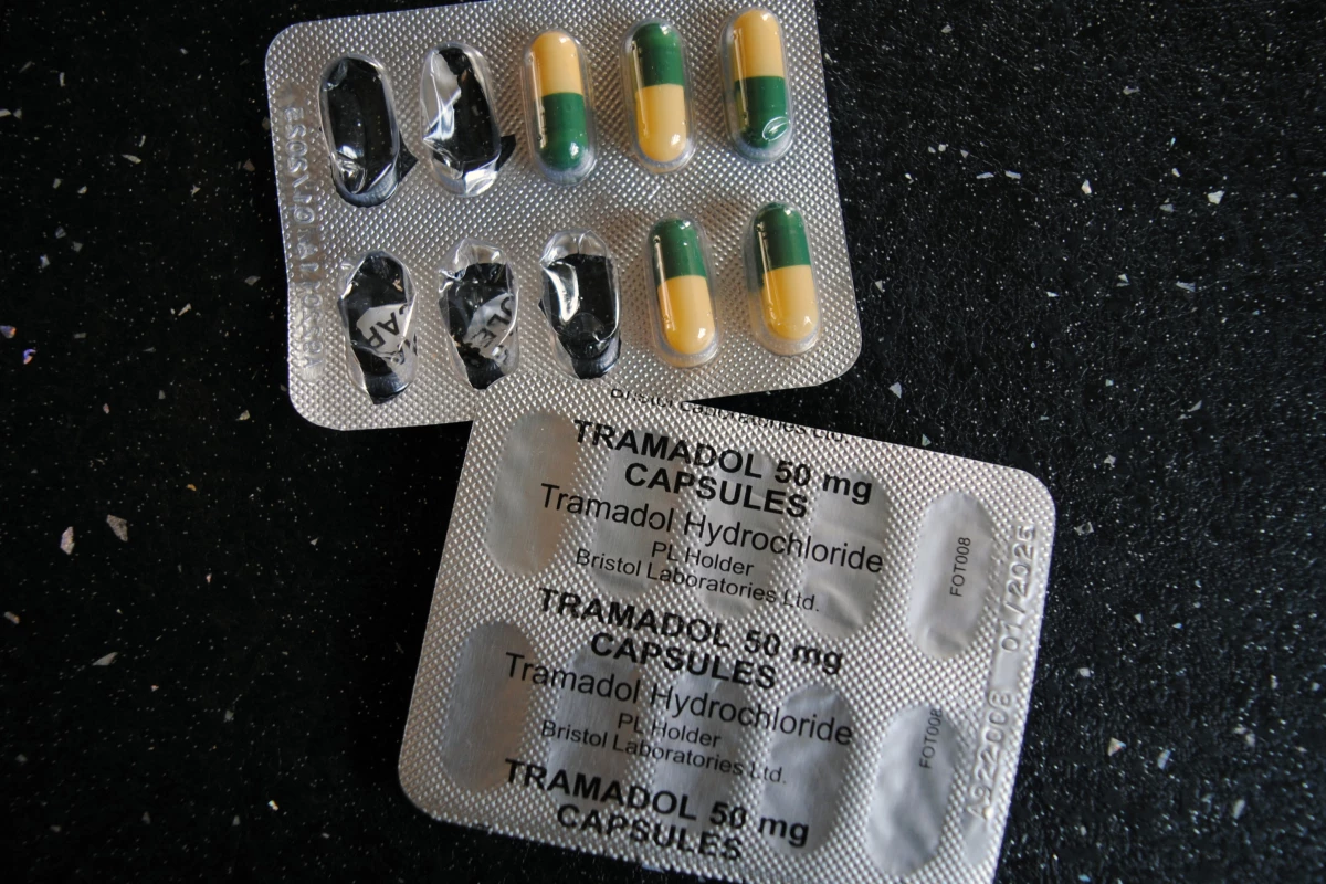 A review has found that tramadol's moderate benefits don't justify its risks