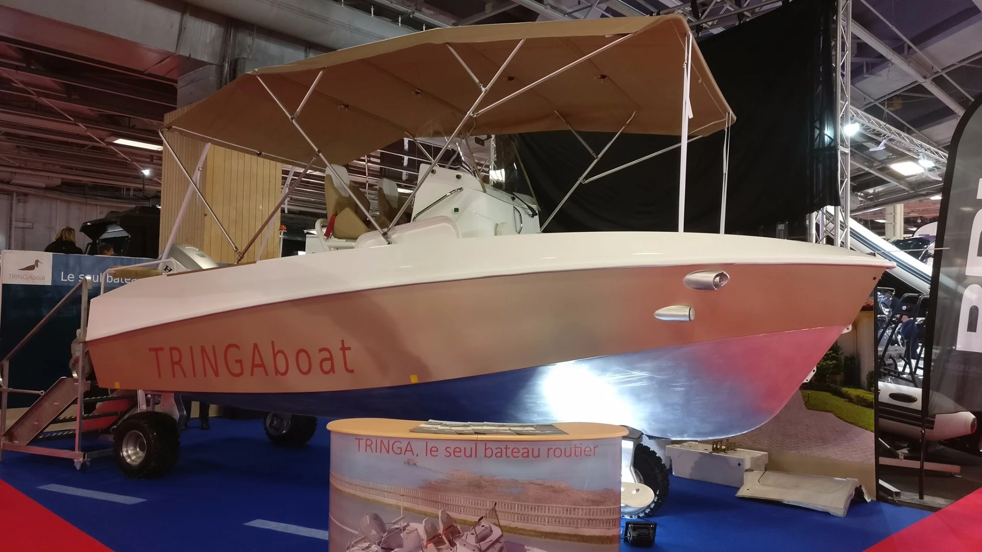 Tringaboat's prototype makes its debut at the Nautic Paris Boat Show