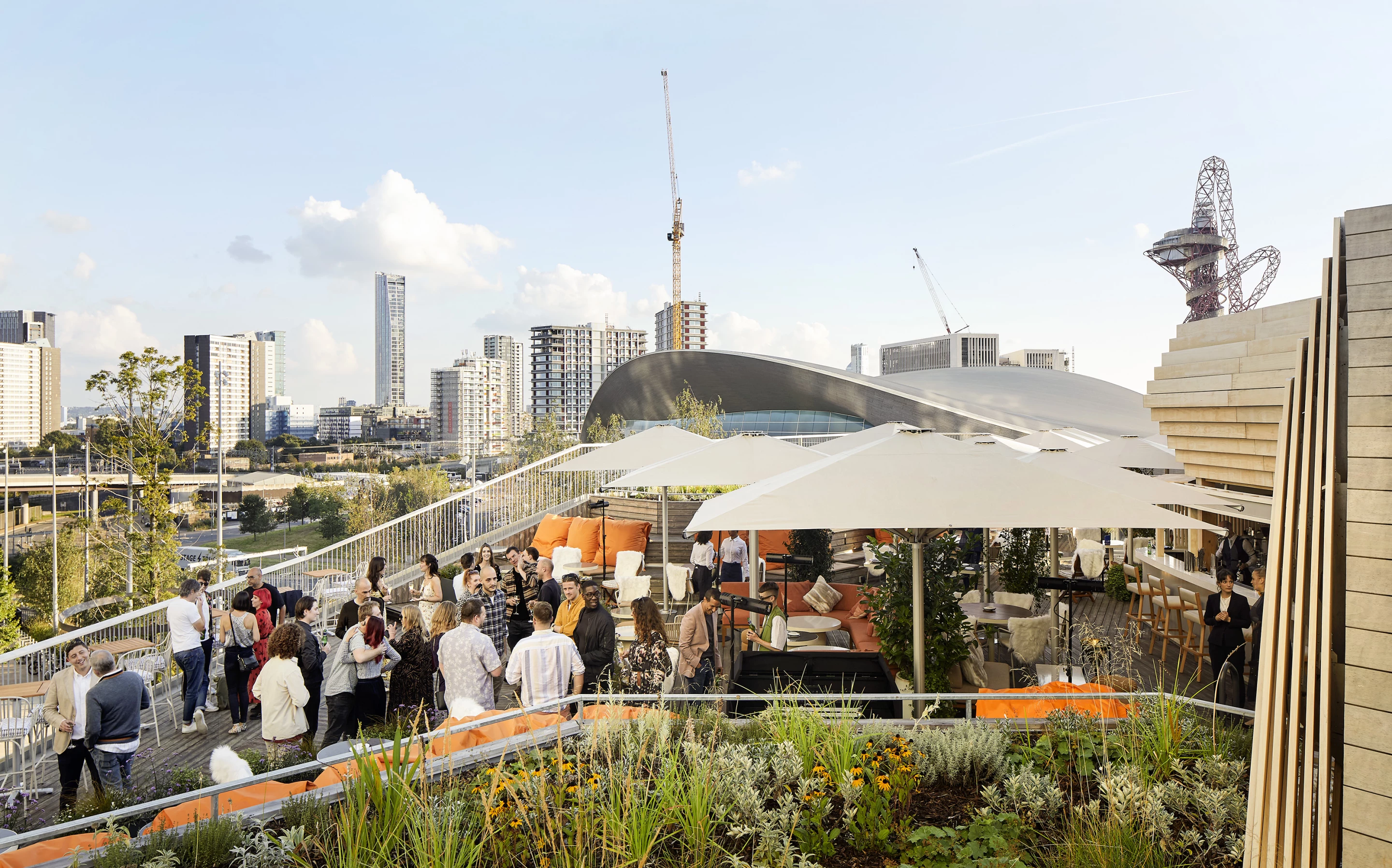 The Pavilion is topped by a terrace area. It also features a partially green roof, as well as solar panels which reduce its draw on the grid