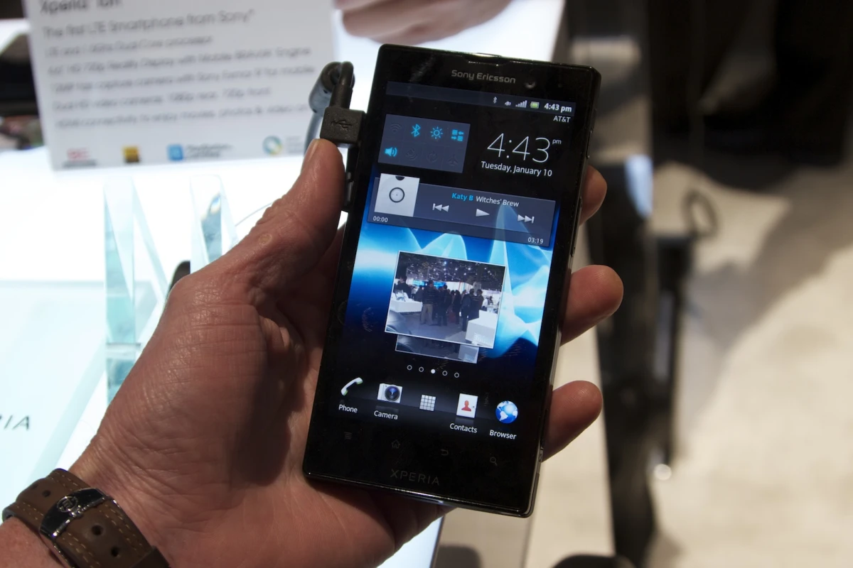 With the Xperia ion, Sony has joined the throng of phone-makers clamoring to announce LTE handsets at CES 2012