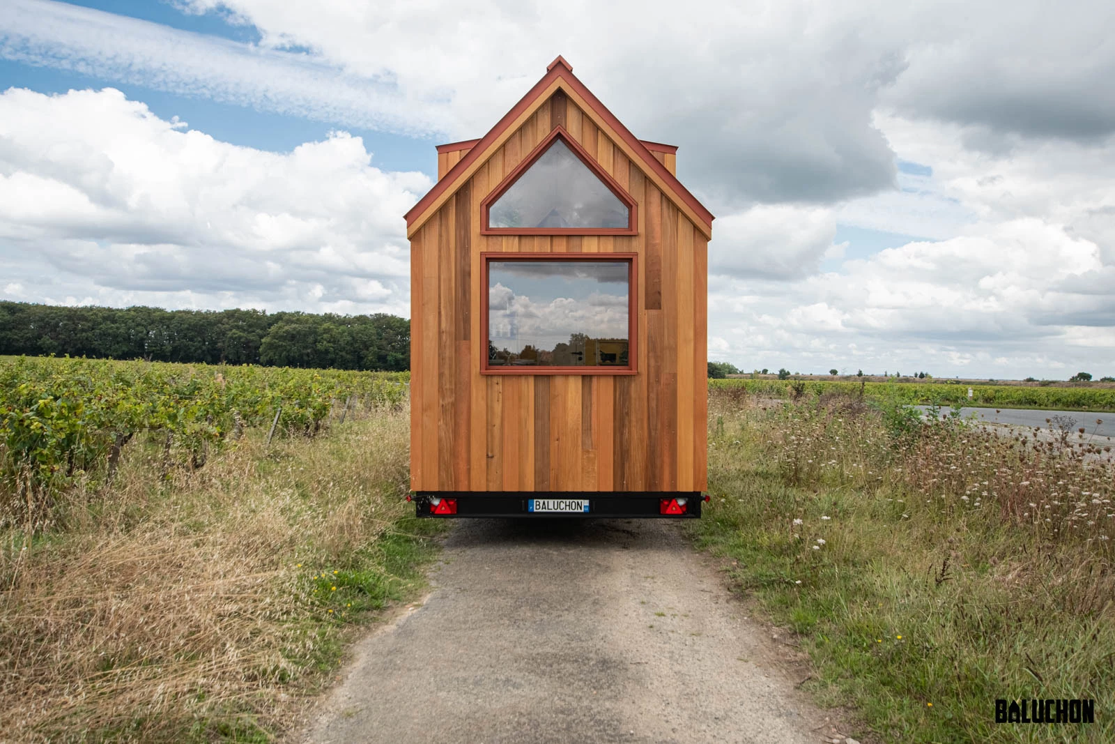 Leïla's tiny house is based on a double-axle trailer and finished in red cedar