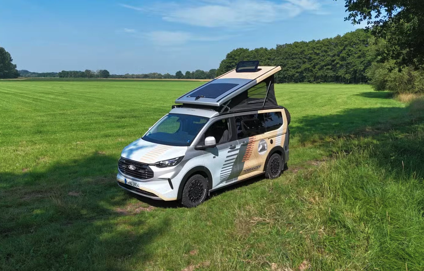 The Ford Nugget Terranger is available as a a fully customizable la carte kit at nugget-store.de