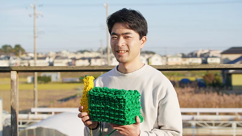 Yuichi Hirose has created the world's first solid-knitting machine