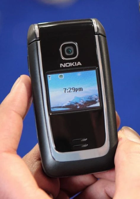 Nokia 6136
