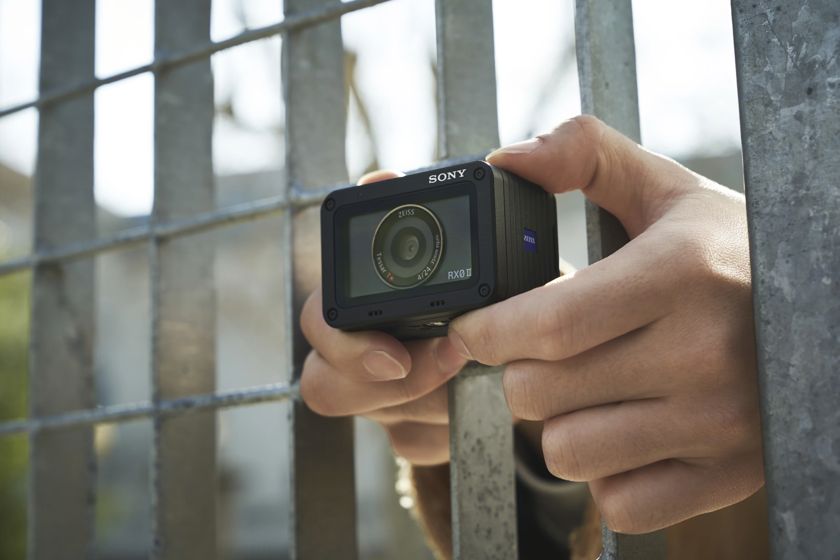 The RX0 II is shockproof, dustproof, crushproof and waterproof to 10 meters