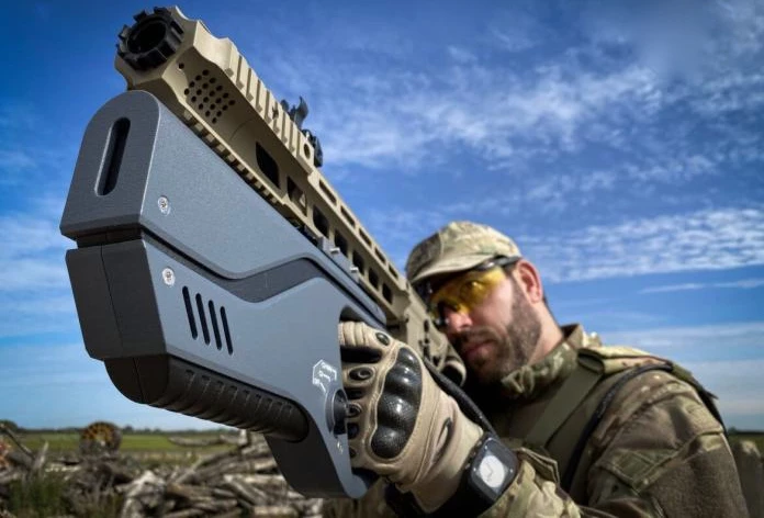 The Paladyne E1000MP can be mounted on third-party rifles
