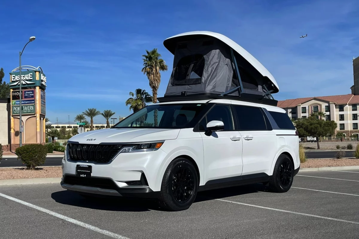 The $16,000 Unicamp pop-up roof turns the Kia Carnival from a SUV-inspired minivan into an MPV light camper